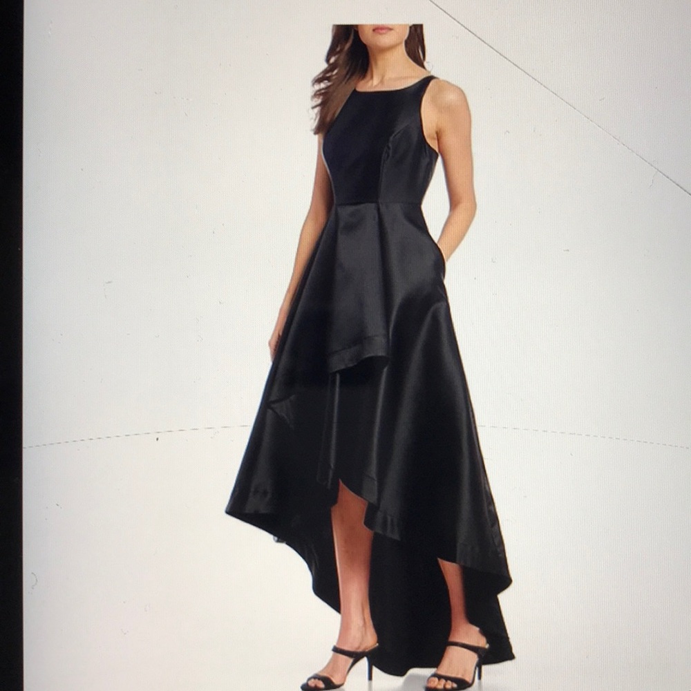 Adrianna Papell Cocktail sleeveless dress Black